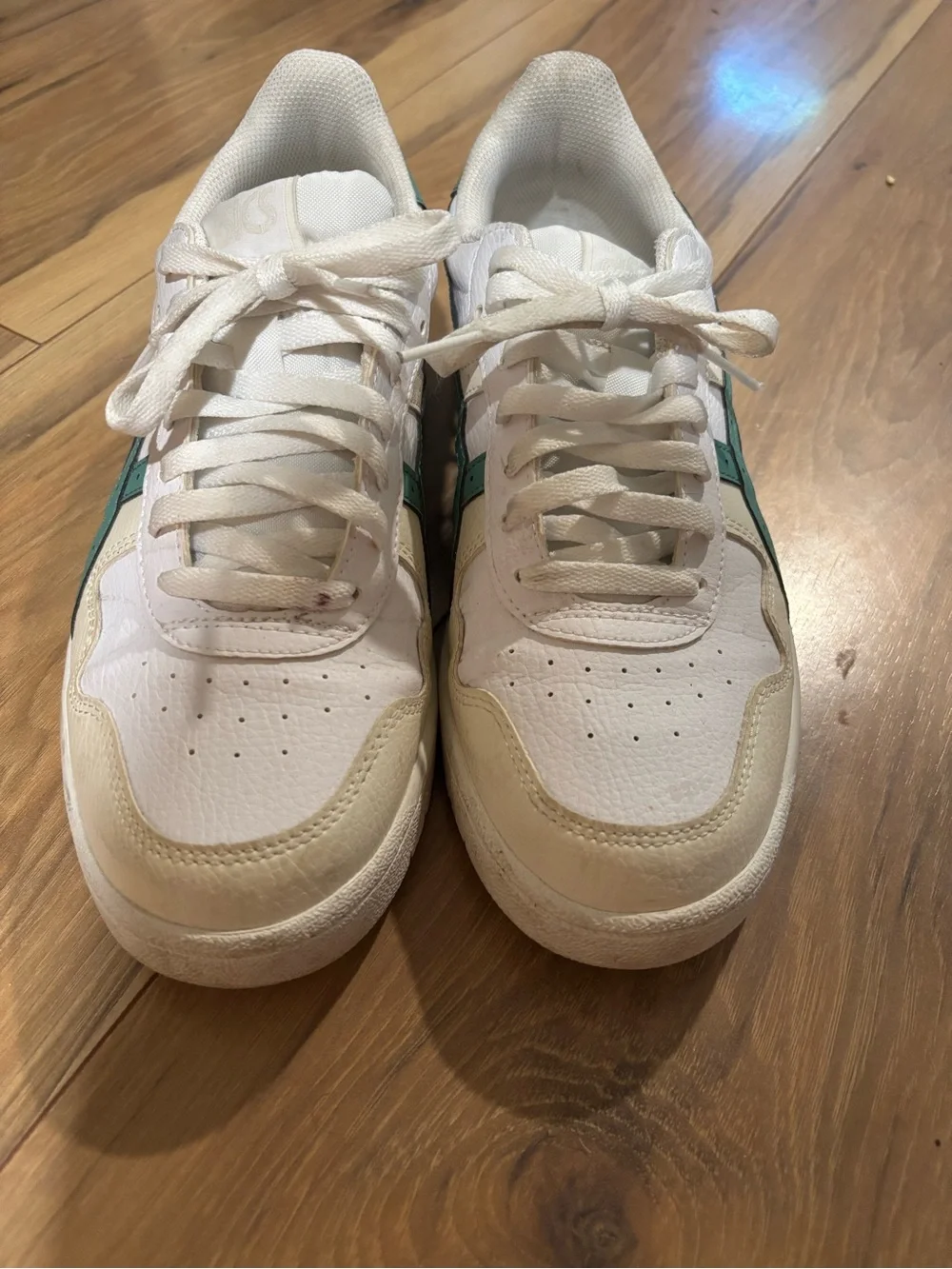 Asics White Sneakers with Teal Accents - Picture 5 of 7
